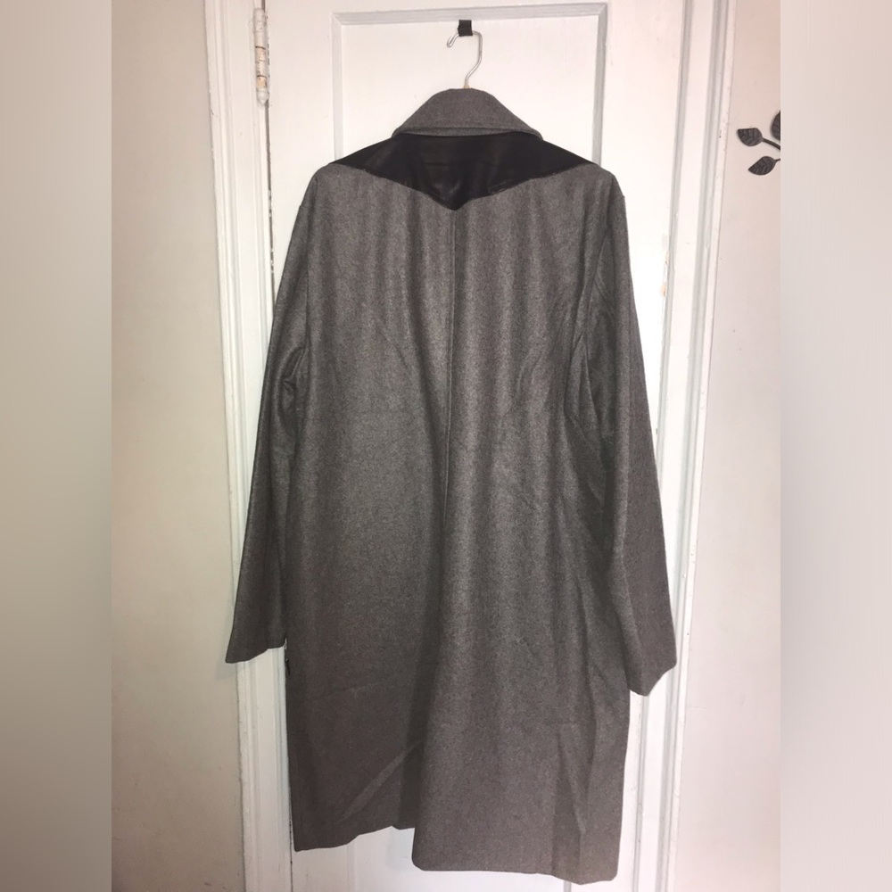 Women’s Wool Winter Coat - Picture 5 of 15